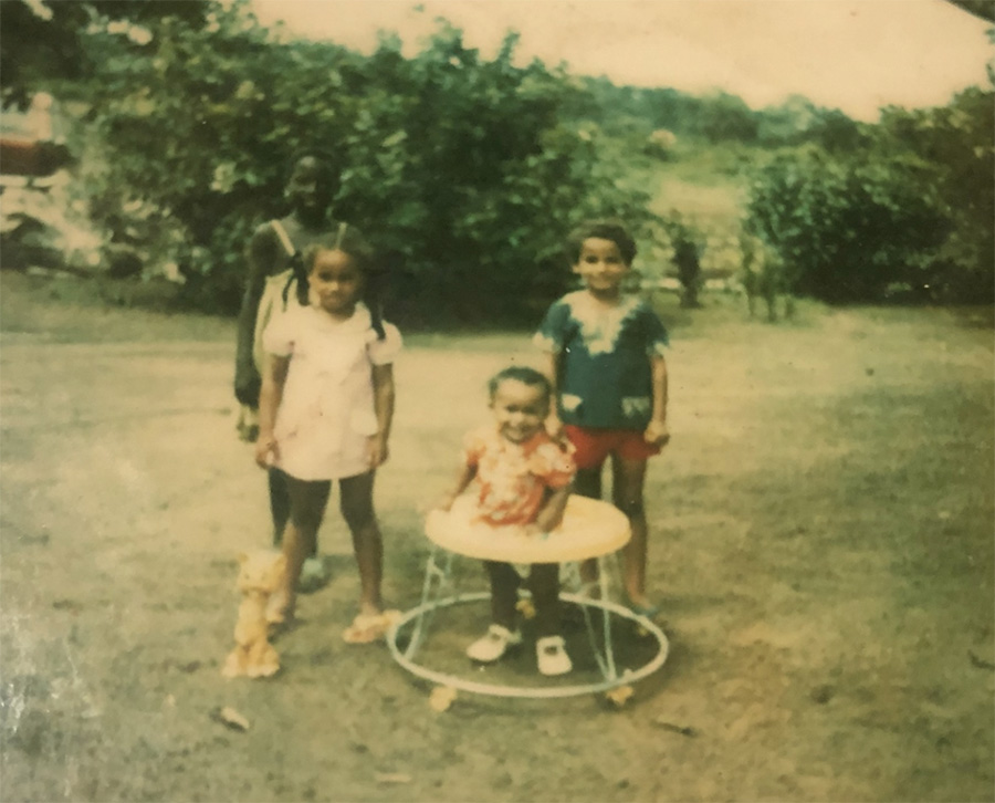 Salwa Bamba with siblings in Liberia